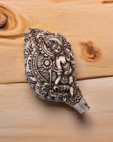 Serene Shakyamuni Buddha Conch Shell, view 2