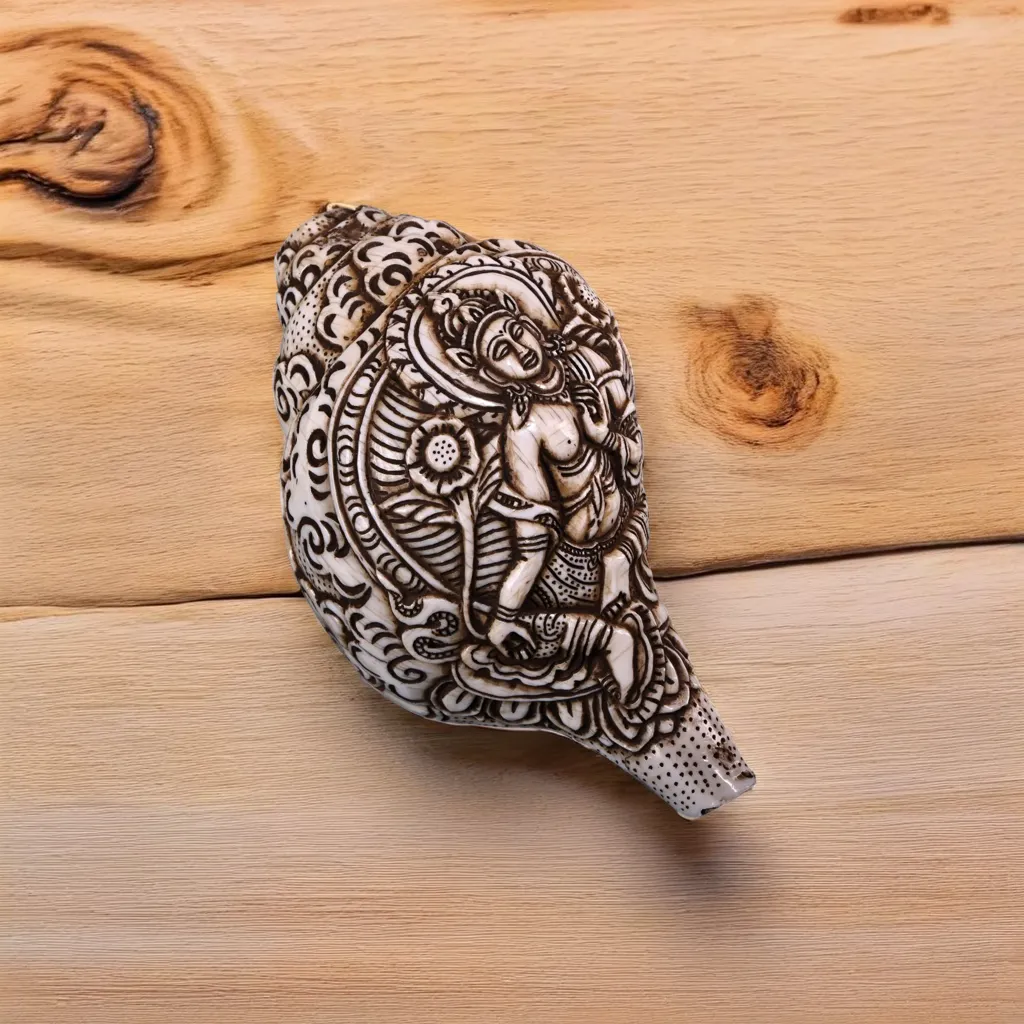 Serene Shakyamuni Buddha Conch Shell, view 2