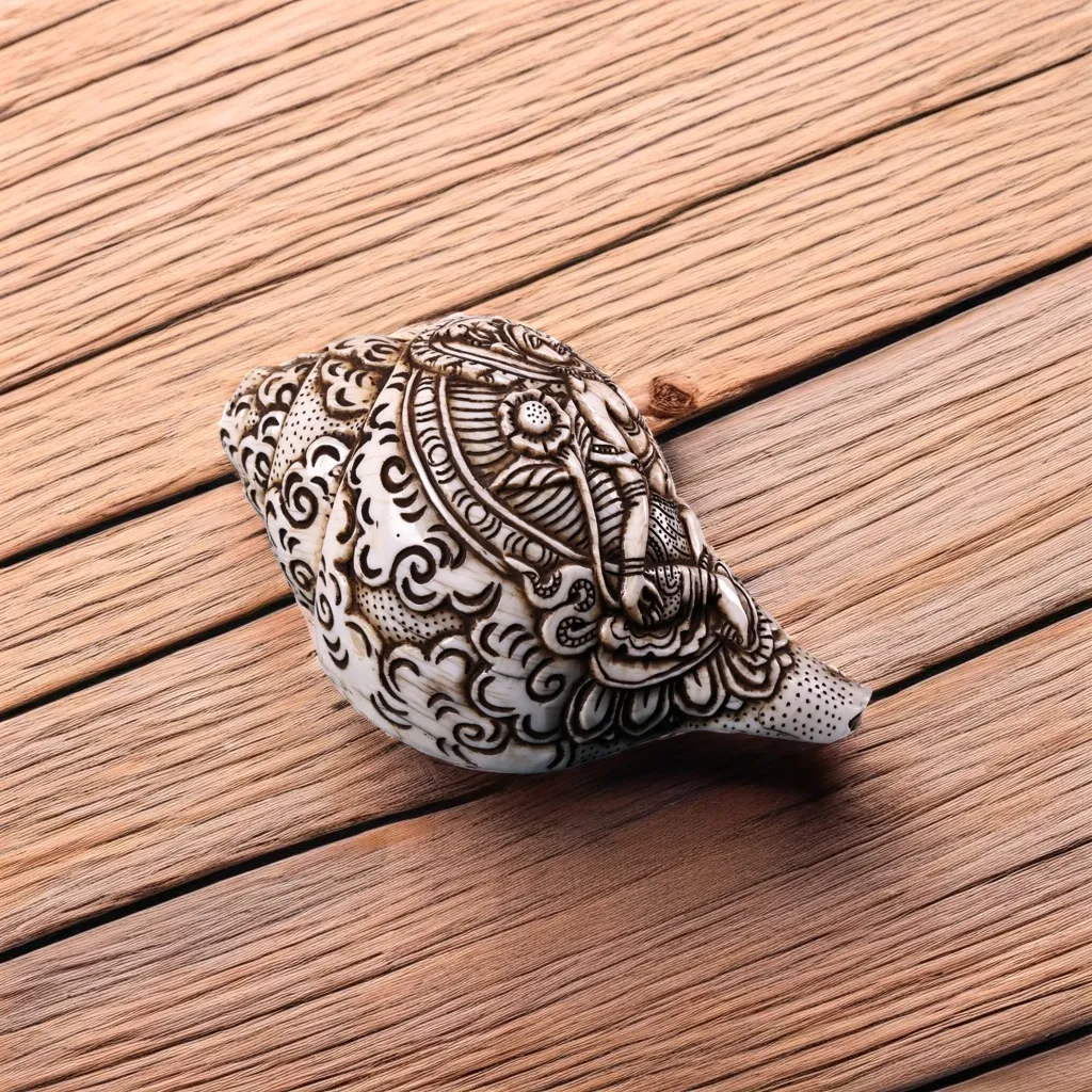 Serene Shakyamuni Buddha Conch Shell, view 6